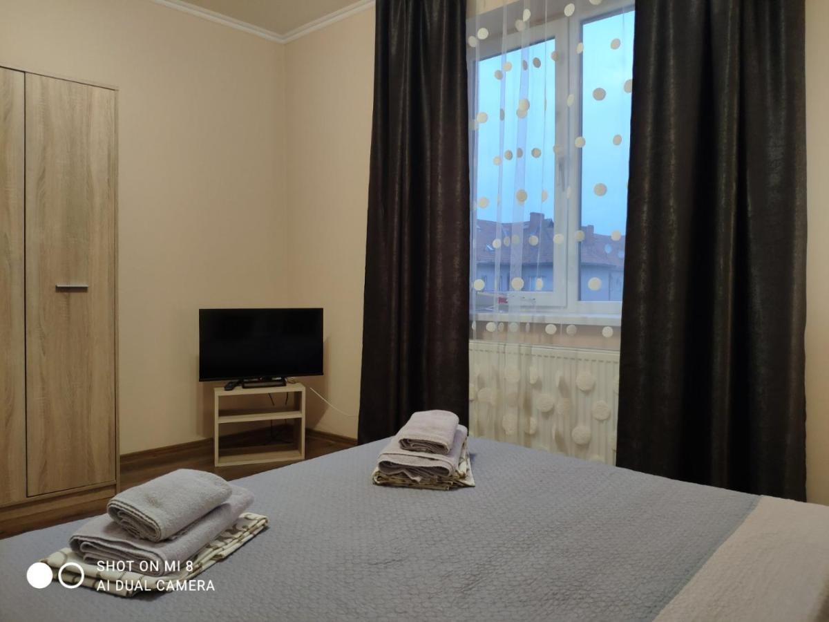 Apartments Domovik Мостова 5 Кв 44 Mukácheve Exterior foto